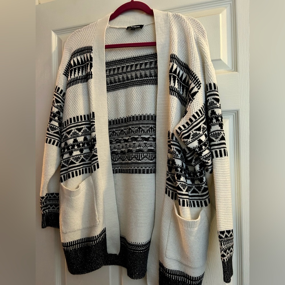 Express Oversized Cardigan White & Black Pattern XS